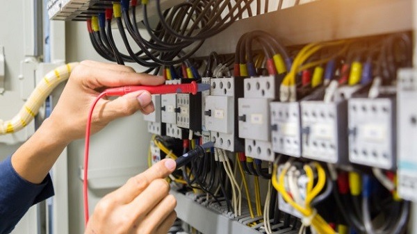 Yếu tố ảnh hưởng đến nhiệt độ tủ điện