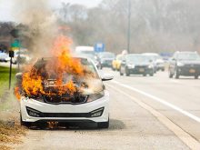 Nguyên nhân ô tô tự bốc cháy và cách phòng tránh
