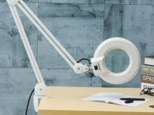 Cách sử dụng kính lúp