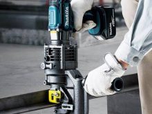 Máy đột thủy lực dùng pin