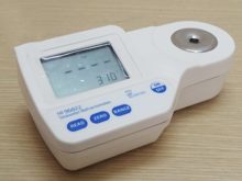 Giải đáp có nên mua khúc xạ kế đo độ mặn Hanna HI96821 hay không?