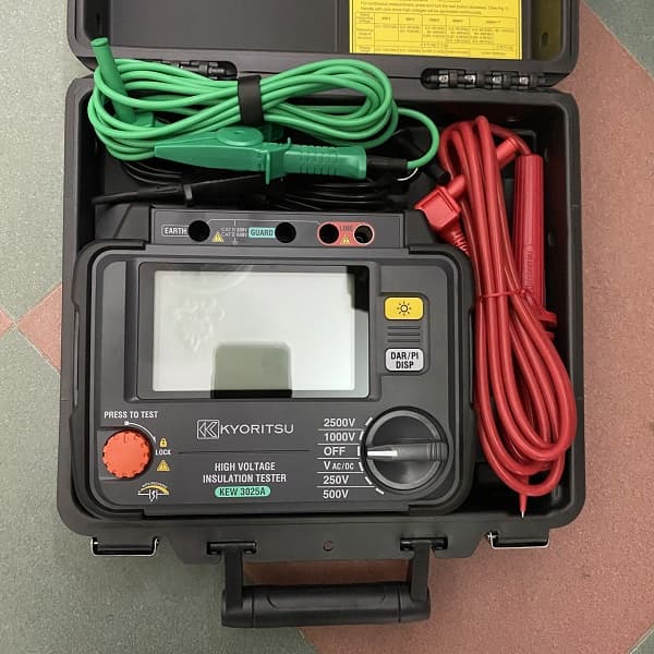 Kyoritsu 3025A thuộc phân khúc cao cấp