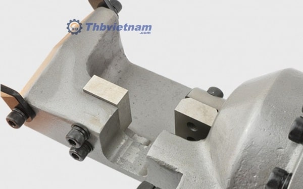 Máy hoạt động với cơ chế an toàn cao