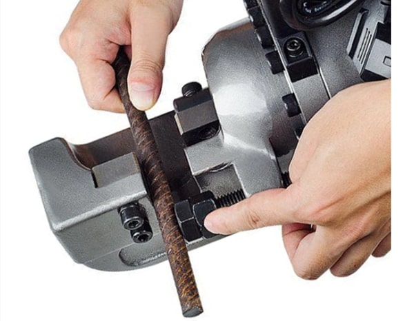 Phần đầu cắt của máy