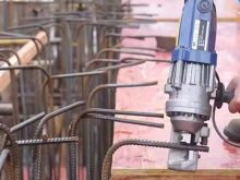 Top 5 máy cắt sắt thủy lực bền cho thợ cơ khí, xây dựng